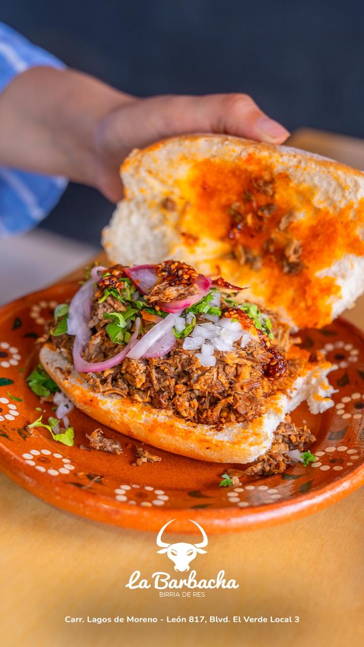 Torta de Birria